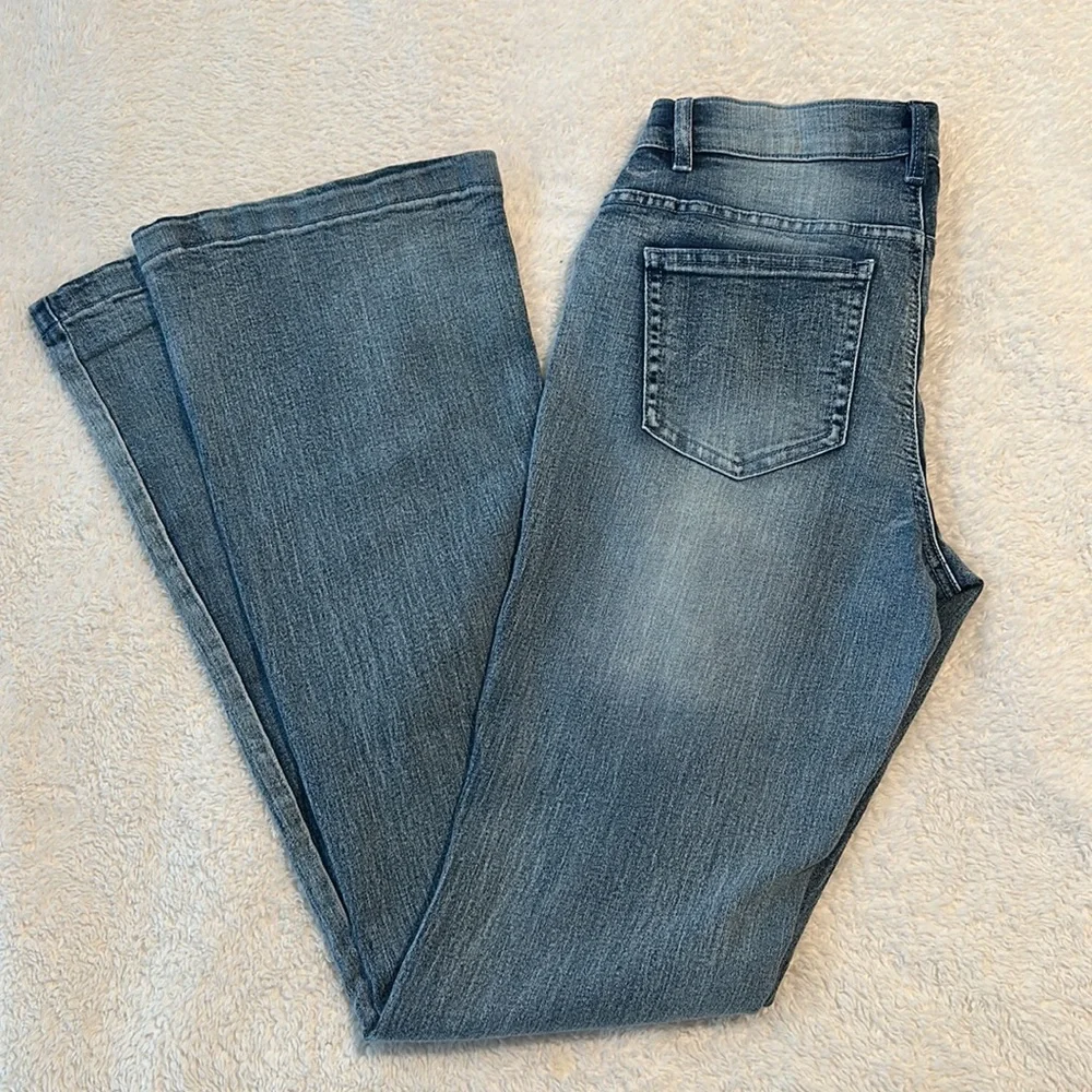 Venus Light Wash Bootcut Jeans Size 6 Long NWT - Picture 10 of 10
